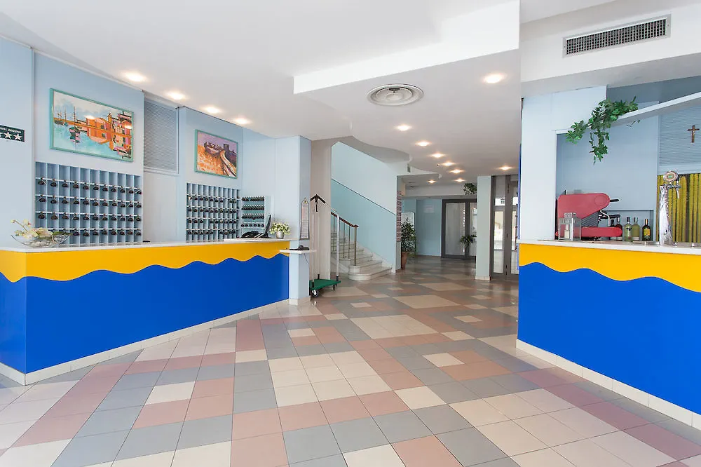 Hotel Arizona Bellaria-Igea Marina 3*,